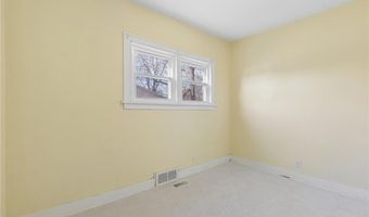 302 Benton St, Anoka, MN 55303