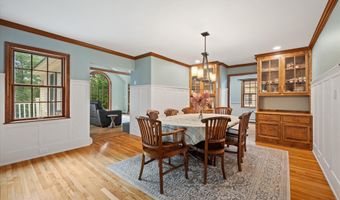 43 Darling Parke Dr, Bangor, ME 04401