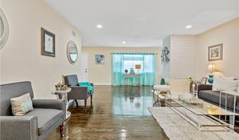 2118 W Crestwood Ln, Anaheim, CA 92804