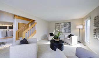 3682 Tanglewood Ct, Ann Arbor, MI 48105