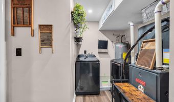 5 Sloop Ct, Barnegat, NJ 08005