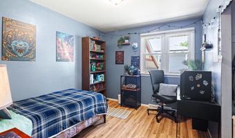 121 DOBBS Ave, Bellmawr, NJ 08031