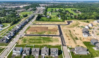 1011 Heimat Haus Dr, Grove City, OH 43123