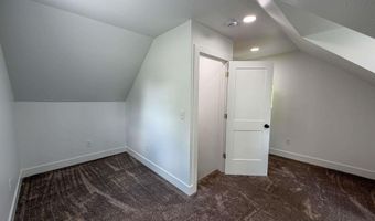 1121 3rd Ave E, Albia, IA 52531