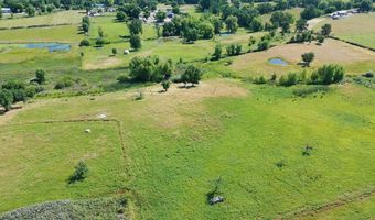 5227 Hopson Rd, Anderson, CA 96007