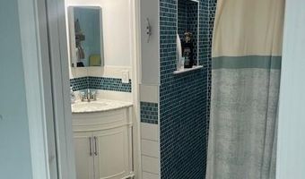 36 Burnham St, Charlestown, RI 02813