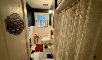 803 Elm St, Albertville, AL 35950