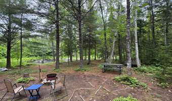 6 Maple Dr, Abbot, ME 04406