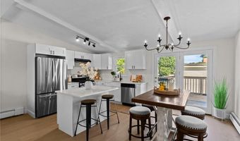 17 Auburn Ave, Johnston, RI 02919