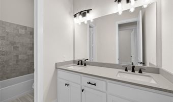 221 Lantern Ridge Dr, Aledo, TX 76008