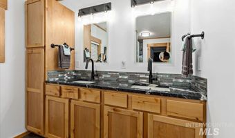 79 Sunset Loop, Cascade, ID 83611