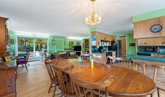 53 Hampton Ave, Auburn, ME 04210
