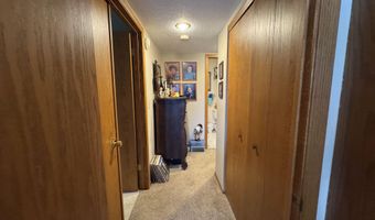 1703 E 14Th St 18, Atlantic, IA 50022
