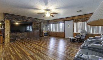 13132 Veterans Memorial Dr, Abbeville, LA 70510