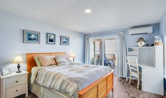 633 N PACIFIC St, Rockaway Beach, OR 97136