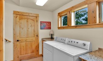 85 Bellflower Ct, Blanchard, ID 83804