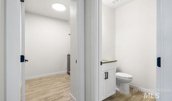 7597 W Havana Dr, Boise, ID 83709