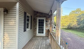 59 Penn Forest Trl, Albrightsville, PA 18210