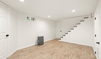 35 WALDRON Rd, Allentown, NJ 08501