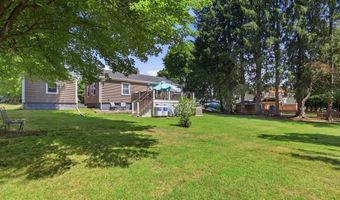 44 Desmarais St, Cumberland, RI 02864