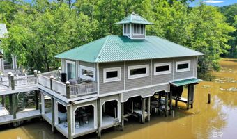 42168 Bayou Rd, Bay Minette, AL 36507