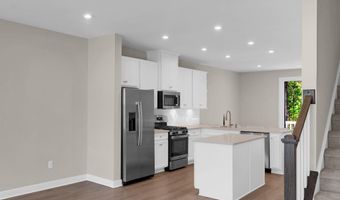 9 Halifax Rd, Bayville, NJ 08721