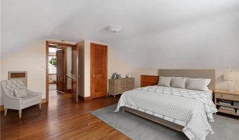 23 Fatima Dr, Bristol, RI 02809
