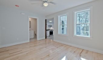 50 Elm St, Bath, ME 04530