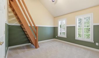 5014 GLEN PARK Rd, Annandale, VA 22003