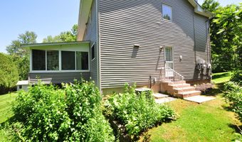 24 Sharon Rd, Bloomfield, CT 06002
