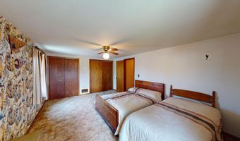 904 Clausen Ave, Albert Lea, MN 56007