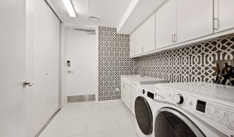 1055 WISCONSIN Ave NW 4E, Washington, DC 20007