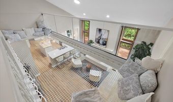 3427 E Dobson Pl, Ann Arbor, MI 48105