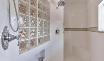 18525 LAKE Rd, Altoona, FL 32702