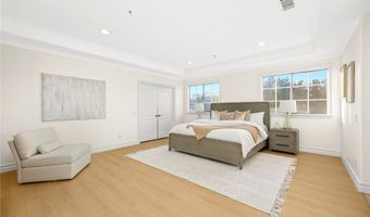 2006 S 6th Ave, Arcadia, CA 91006