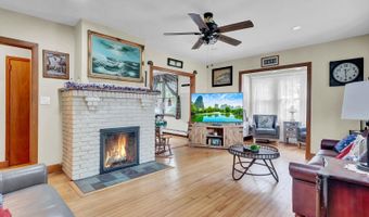 64 Hamilton St, Amityville, NY 11701