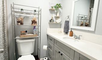 18912 Shoshonee Rd, Apple Valley, CA 92307