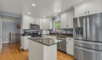 1834 N 200 E, Centerville, UT 84014