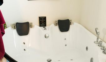 893 W FOOTHILL Dr, Apple Valley, UT 84737