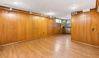 121 33RD St NE, Washington, DC 20019