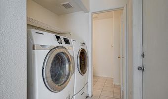 4040 Castle Cove Dr 4040, Las Vegas, NV 89108