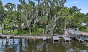 1940 ALICE Dr, Astor, FL 32102