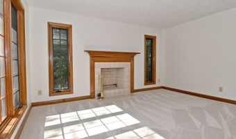 1250 Bur Oak Ct, Avon, IN 46123