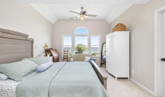 126 Narrow Shore Rd, Aydlett, NC 27916
