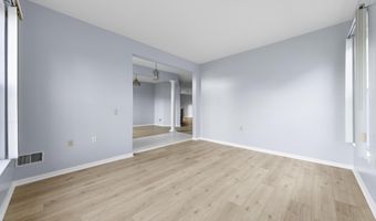 18 Valley Stream Pl, Barnegat, NJ 08005