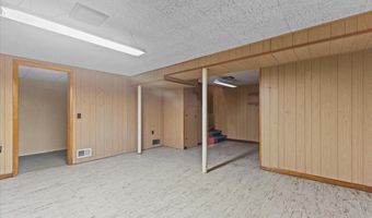 173 Tracy Dr, Burlington, VT 05408