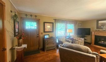 1912 S Oak Knoll Dr NE, Alexandria, MN 56308