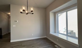 1222 Berkshire Ln, North Liberty, IA 52317