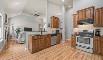 3 Buckfast Ln, Bella Vista, AR 72714
