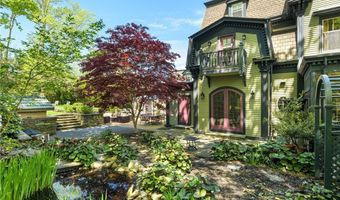 287 Gibbs Ave, Newport, RI 02840